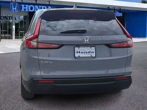 Used 2025 Honda CR-V EX image 7