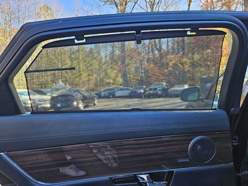 Used 2013 Jaguar XJ L Portfolio image 22