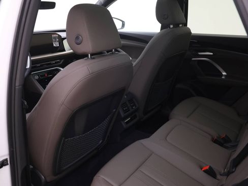 Used 2025 Audi Q5 Premium Plus w/ Premium Plus AWD/4WD image 10