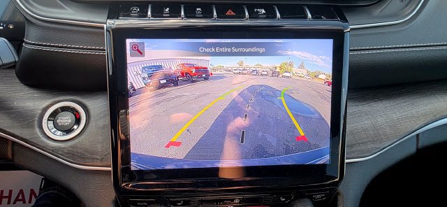 Used 2023 Jeep Grand Cherokee Limited w/ Trailer Tow Prep Group (B) AWD/4WD image 22