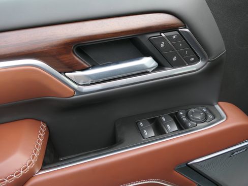 New 2026 GMC Sierra 3500 Denali Ultimate image 15