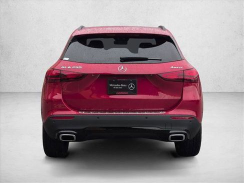 New 2026 Mercedes-Benz GLA 250 4MATIC image 8