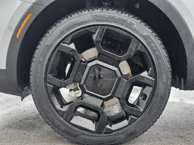 Used 2025 Kia Sorento SX AWD/4WD image 12