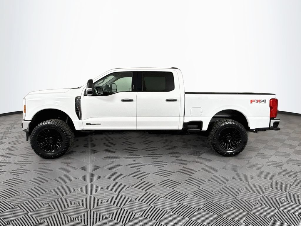 Used 2024 Ford F250 XLT w/ FX4 Off-Road Package AWD/4WD image 4