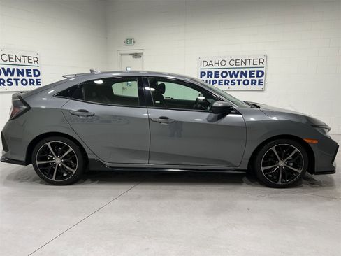 Used 2020 Honda Civic Sport image 9