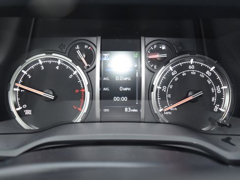 Used 2023 Toyota 4Runner Limited image 8