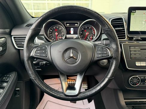 Used 2019 Mercedes-Benz GLE 400 4MATIC image 18