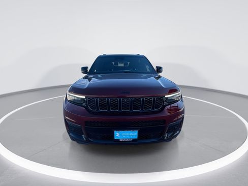 Used 2024 Jeep Grand Cherokee L Summit image 3