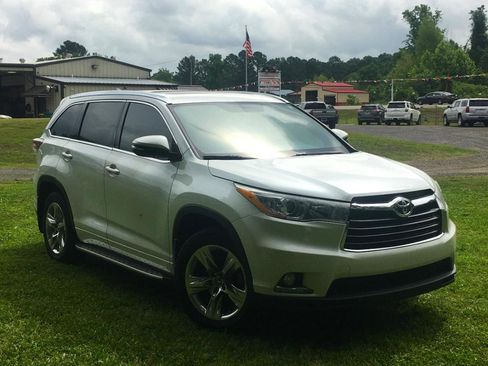 Used 2016 Toyota Highlander Limited FWD image 7