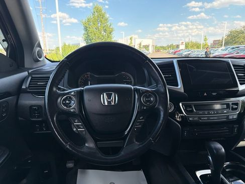 Used 2018 Honda Ridgeline RTL-E image 19