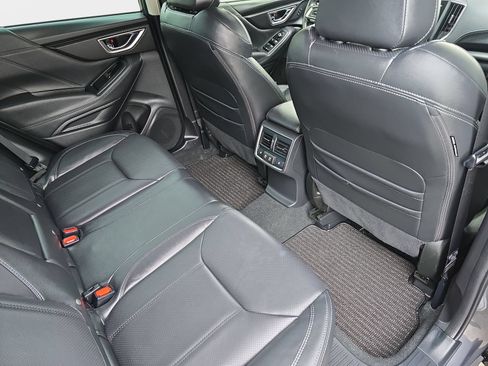 Used 2023 Subaru Forester Touring AWD/4WD image 13