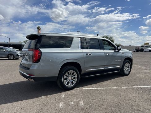 Certified 2025 GMC Yukon XL Denali image 4