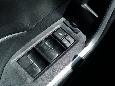 Used 2023 Toyota RAV4 XLE image 16