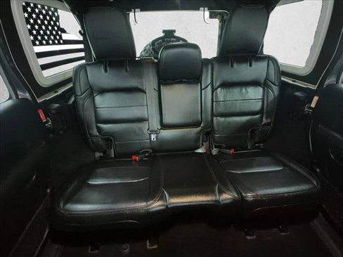 Used 2021 Jeep Wrangler Unlimited Sahara AWD/4WD image 22