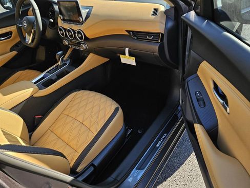 New 2025 Nissan Sentra SV w/ SV Premium Package image 5