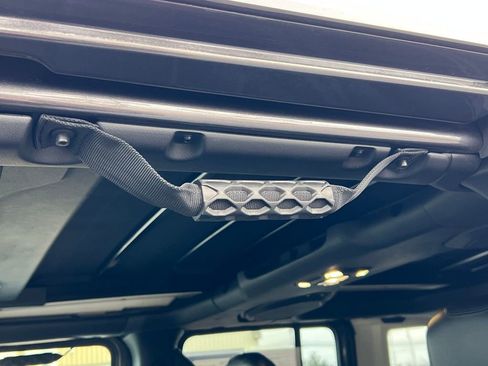 Used 2021 Jeep Wrangler Unlimited Sahara w/ Cold Weather Group image 18