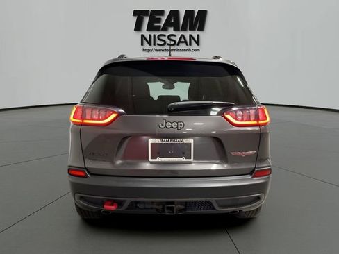Used 2022 Jeep Cherokee Trailhawk w/ Trailer Tow Group AWD/4WD image 5