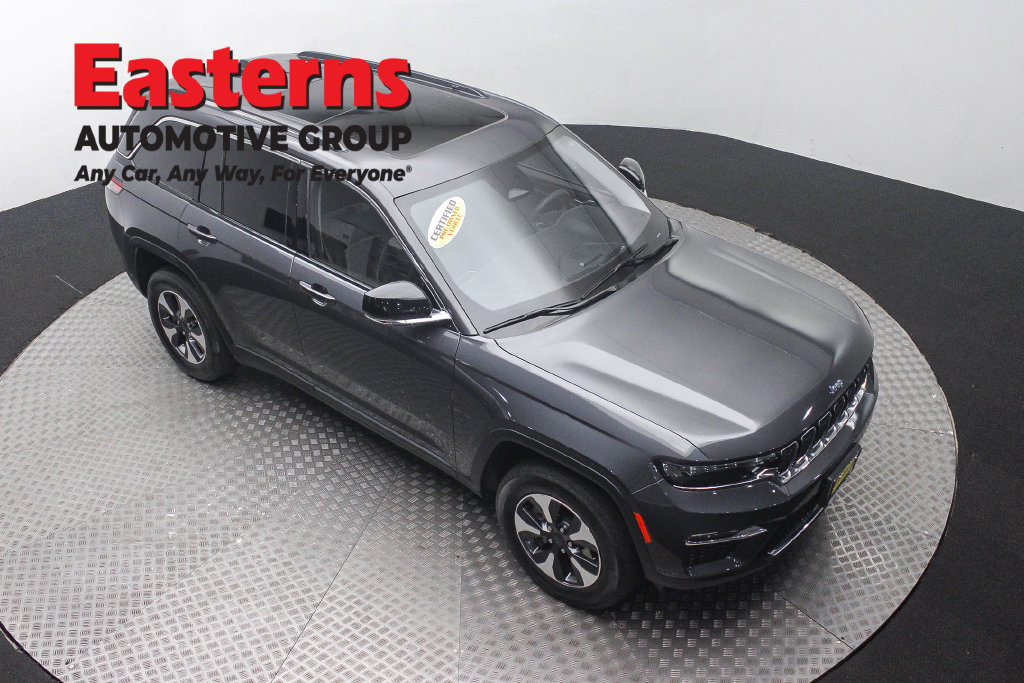 Used 2023 Jeep Grand Cherokee 4WD 4xe image 4