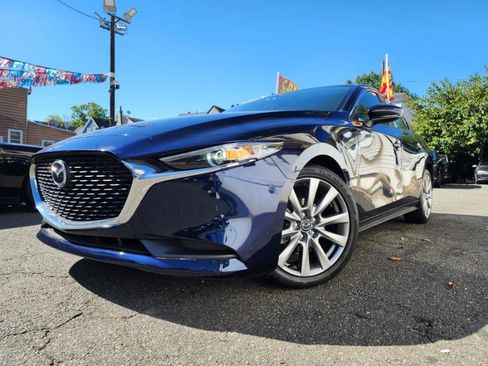 Used 2023 MAZDA MAZDA3 s image 2