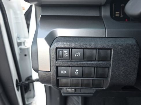 New 2026 Toyota Tacoma SR5 image 15