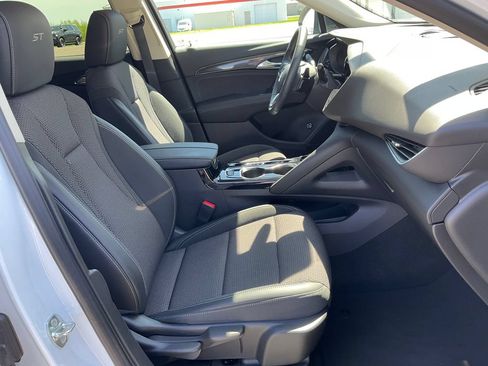 Used 2023 Buick Envision Preferred w/ Sport Touring Package AWD/4WD image 21