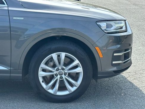Used 2018 Audi Q7 3.0T Premium AWD/4WD image 45
