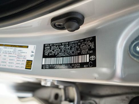 Used 2022 Toyota Corolla L image 36