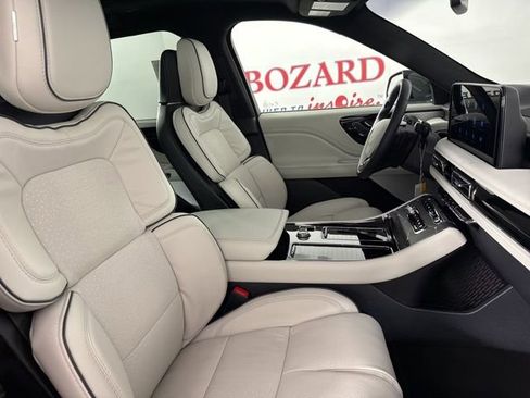 New 2025 Lincoln Aviator Black Label image 19