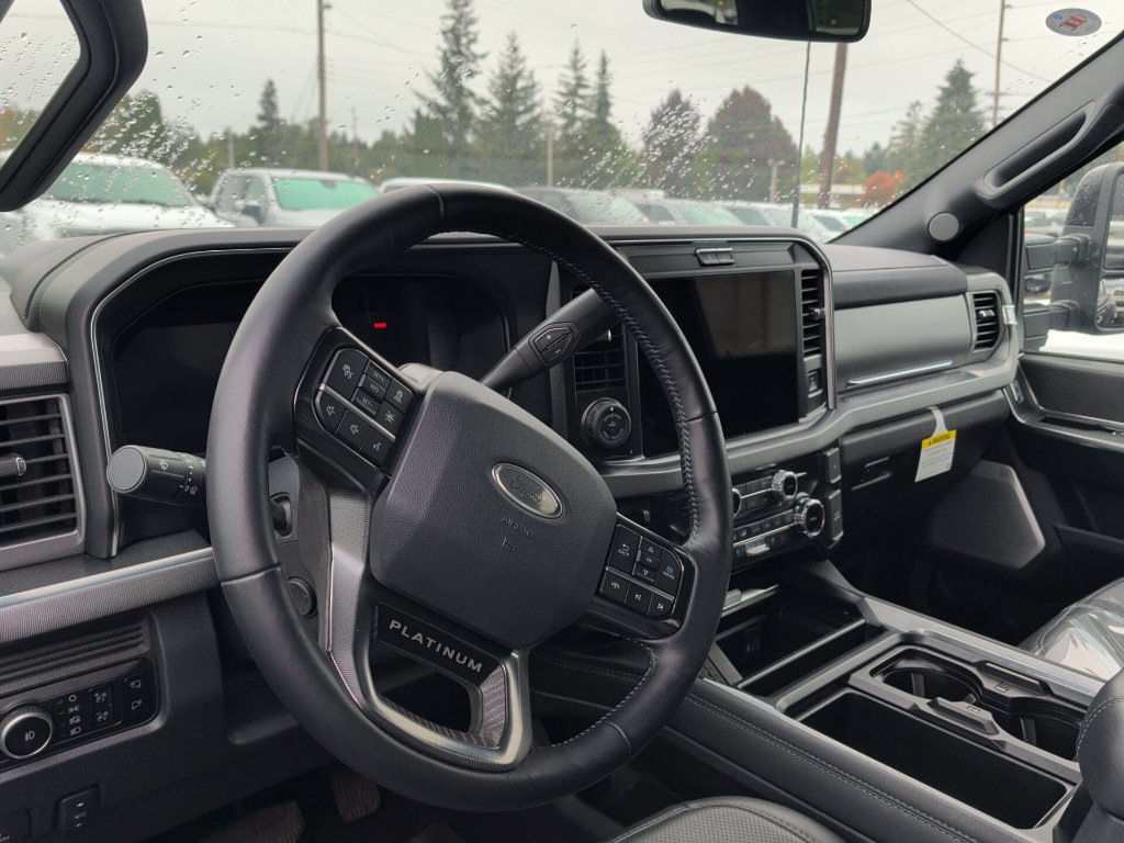 Used 2025 Ford F450 Platinum w/ FX4 Off-Road Package AWD/4WD image 6