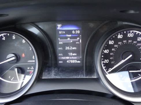 Used 2024 Toyota Camry SE FWD image 20