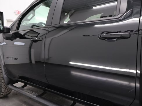 Used 2025 Chevrolet Silverado 2500 LT w/ Trail Boss Package image 38