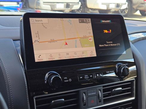 Used 2024 Nissan Armada Platinum w/ Captain's Chairs Package image 40