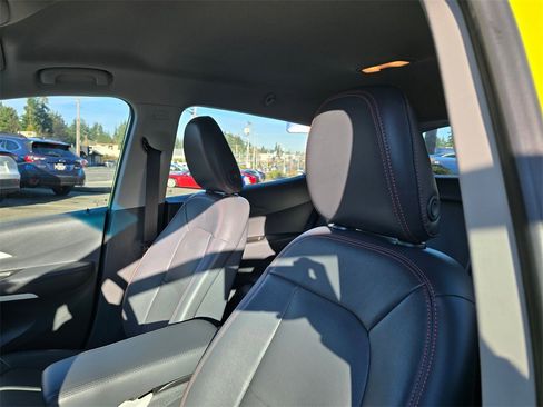 Used 2019 Chevrolet Bolt Premier w/ Infotainment Package image 24