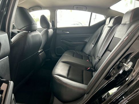 Used 2024 Nissan Altima 2.5 SR FWD image 31