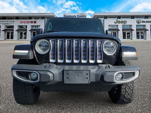 Used 2021 Jeep Wrangler Unlimited Sahara image 3