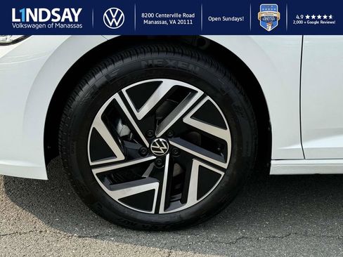 Used 2024 Volkswagen Jetta SEL image 8