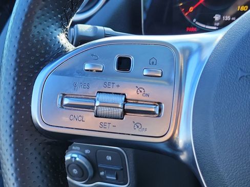 Certified 2022 Mercedes-Benz GLA 250 image 24