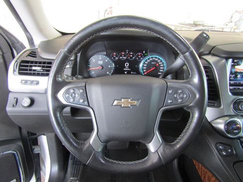 Used 2018 Chevrolet Tahoe Premier image 17