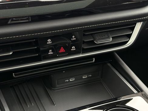 New 2026 Volkswagen Atlas SE image 35