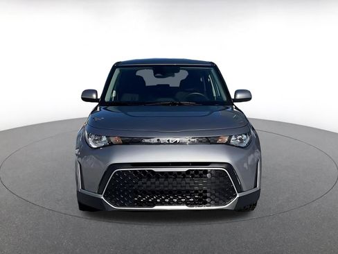 Used 2025 Kia Soul LX w/ LX Technology Package image 4