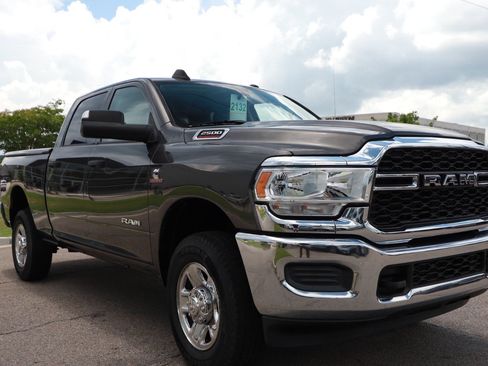 Used 2020 RAM 2500 Tradesman AWD/4WD image 7