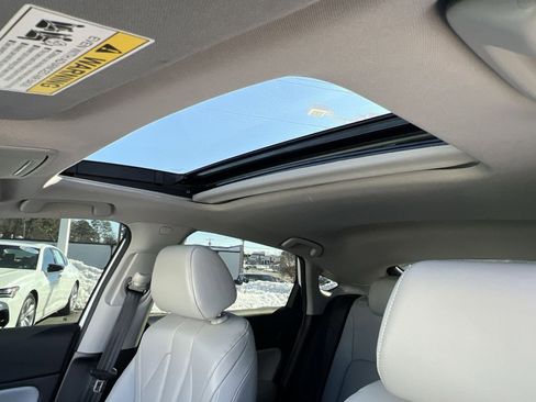 Certified 2024 Acura Integra Base image 21