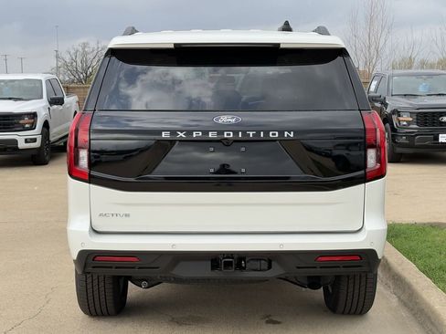 New 2026 Ford Expedition Active image 34