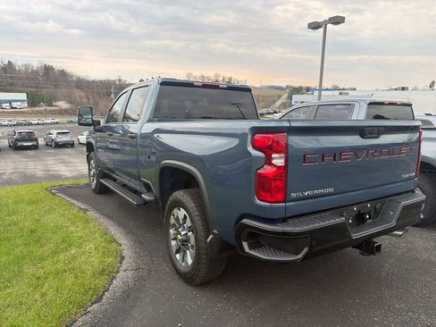 Used 2025 Chevrolet Silverado 2500 Custom w/ Custom Value Package image 8