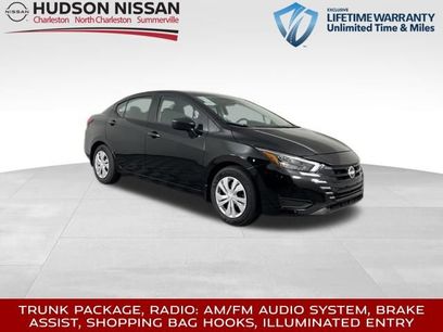 New 2025 Nissan Versa S w/ Trunk Package