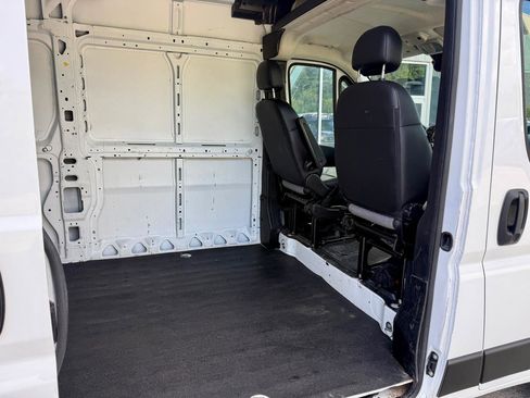 Used 2023 RAM ProMaster 2500 FWD image 11