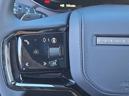 New 2026 Land Rover Range Rover Sport Dynamic SE AWD/4WD image 18