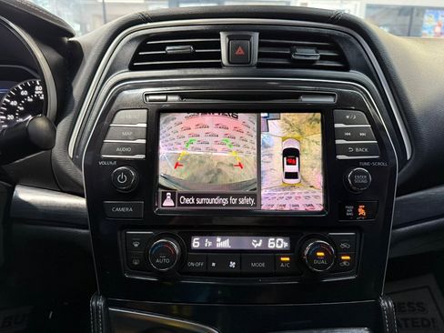 Used 2021 Nissan Maxima Platinum w/ Sport Mat Group image 17