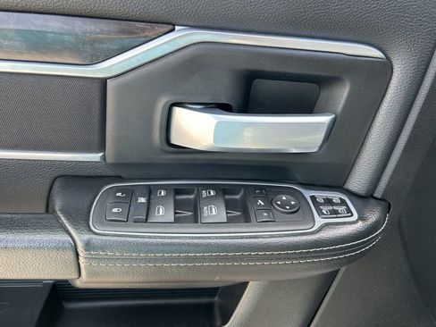 Used 2024 RAM 3500 Big Horn image 12