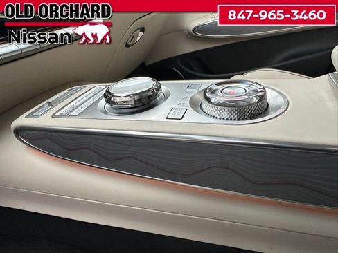 Used 2024 Genesis GV70 2.5T w/ Advanced Package image 12